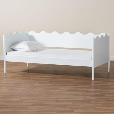 Taunton Studio Malaya Modern Wood Full Daybed With Scalloped Edges