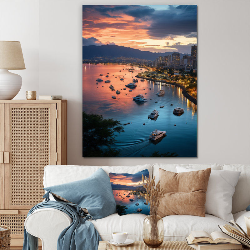 «Roscommon Honolulu Beautiful Cityscape Spot II», reproduction, H 32 po x l 16 po x P 1 po, Toile tendue