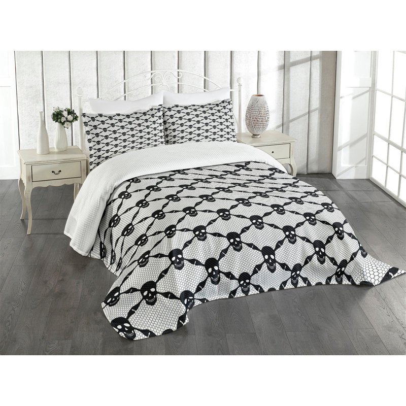 Gothic Black and White Skull King Bedspread Set