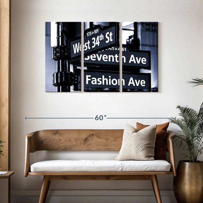 Sireci New York Streets, 28" H x 45" W