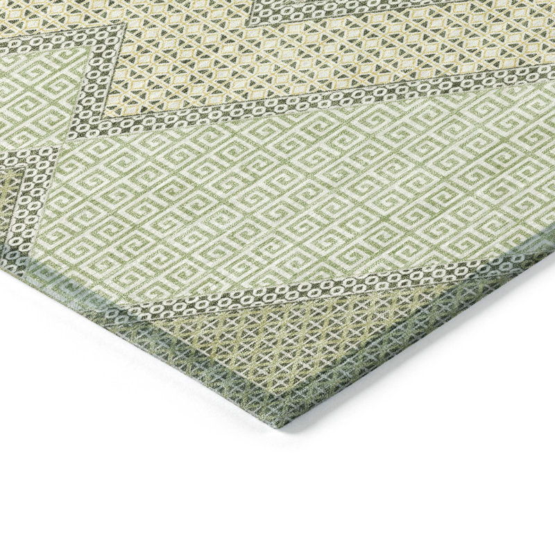 Tapis vert intérieur / extérieur lavable à la machine Xhevrie, Rectangle 10 pi x 14 pi