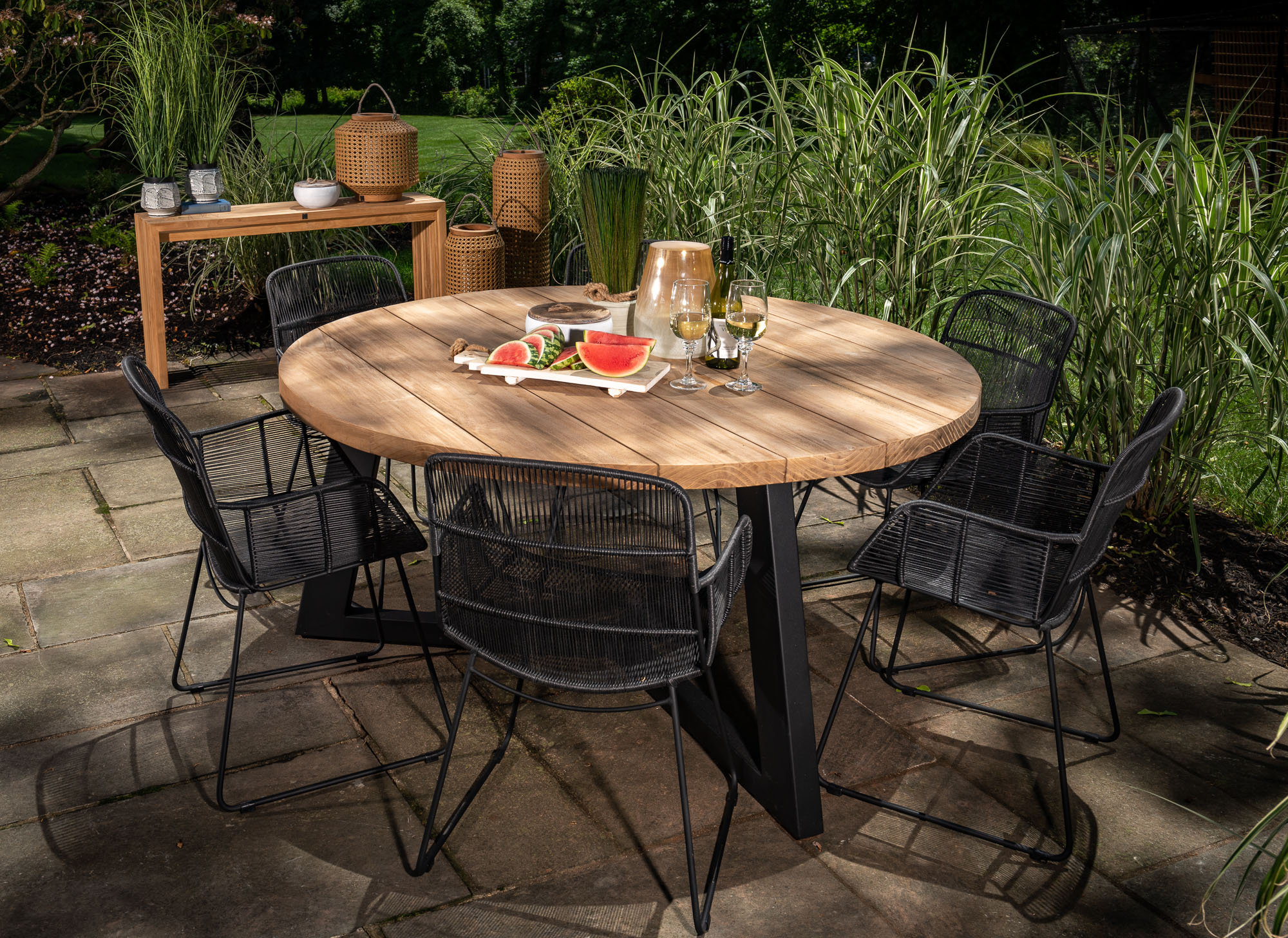 Brewer 6 Person Round Outdoor Dining Set