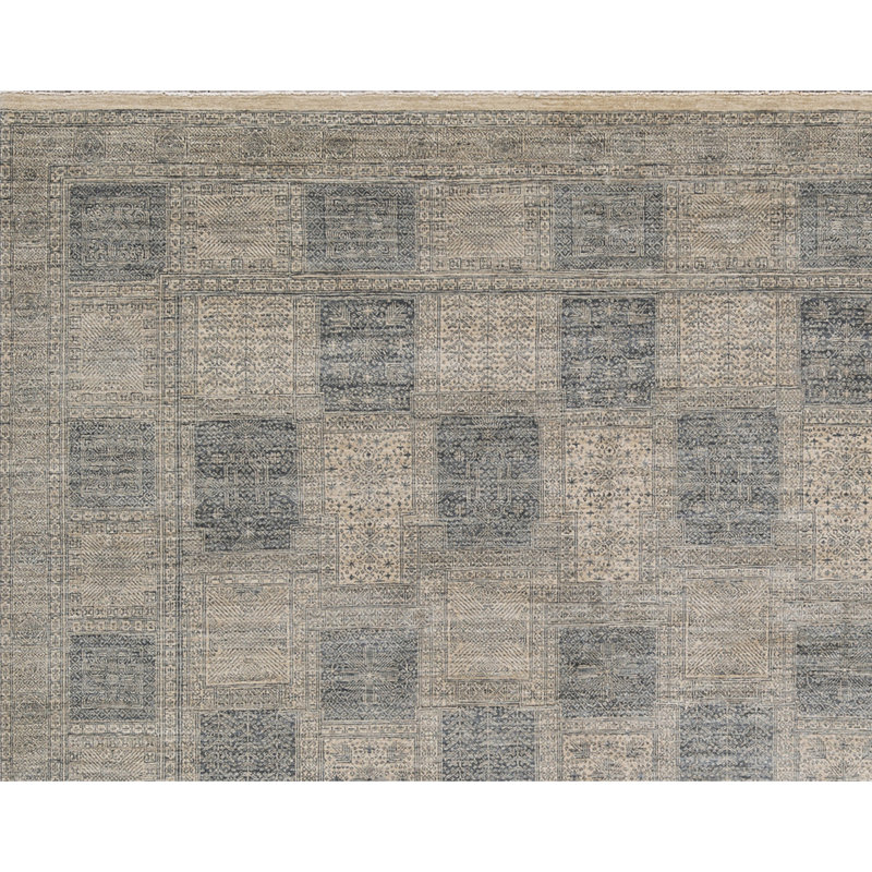 Signature Wool Oriental Area Rug
