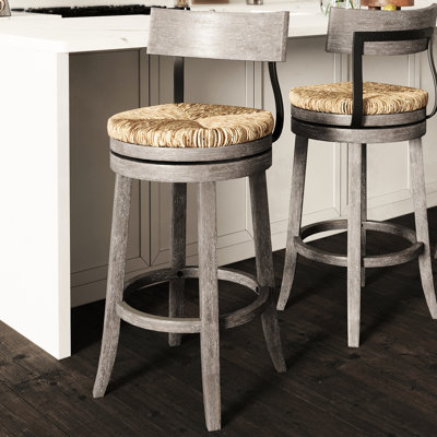 Tabouret 31 "Style avec siège en ruppie naturelle, cadre gris récupéré, retour à 180 degrés et supports en acier noir pour supports vinicoles automatiques, patins en plastique pour tout siège supplémentaire