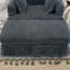  Chaise longue surdimensionnée en velours côtelé avec repose-pieds-104849595