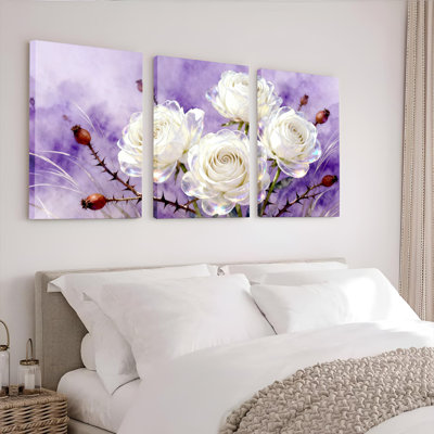 Roses blanches sur fond mauve, reproduction d'art sur toile tendue sur toile (ensemble de 3)