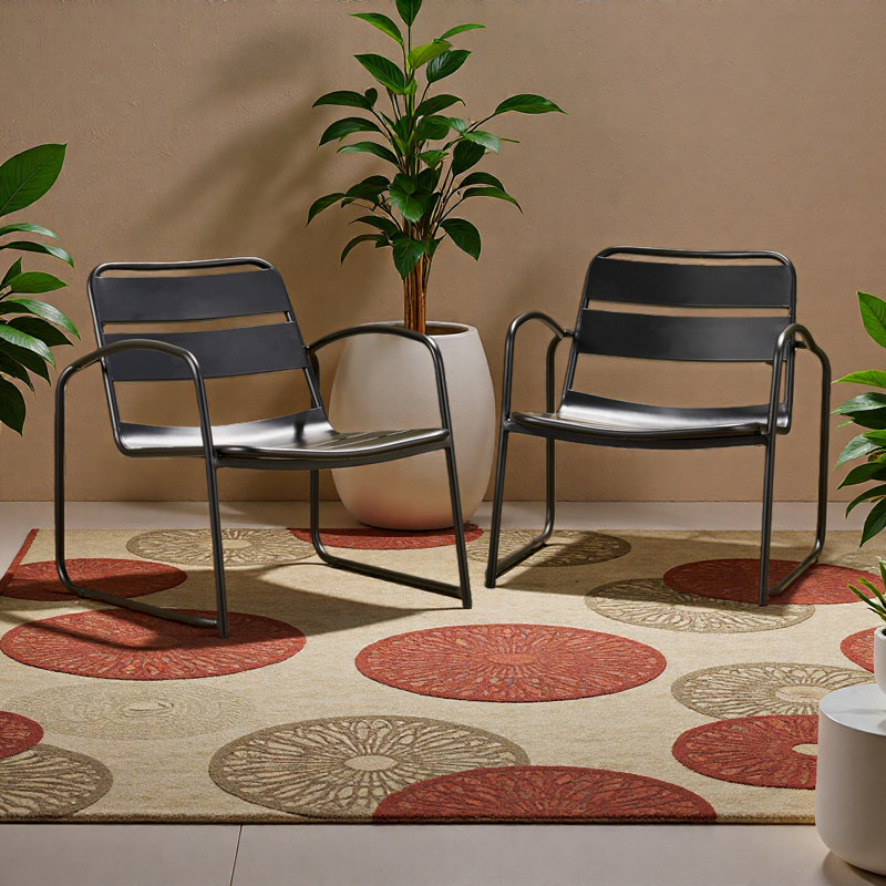 CHAISE