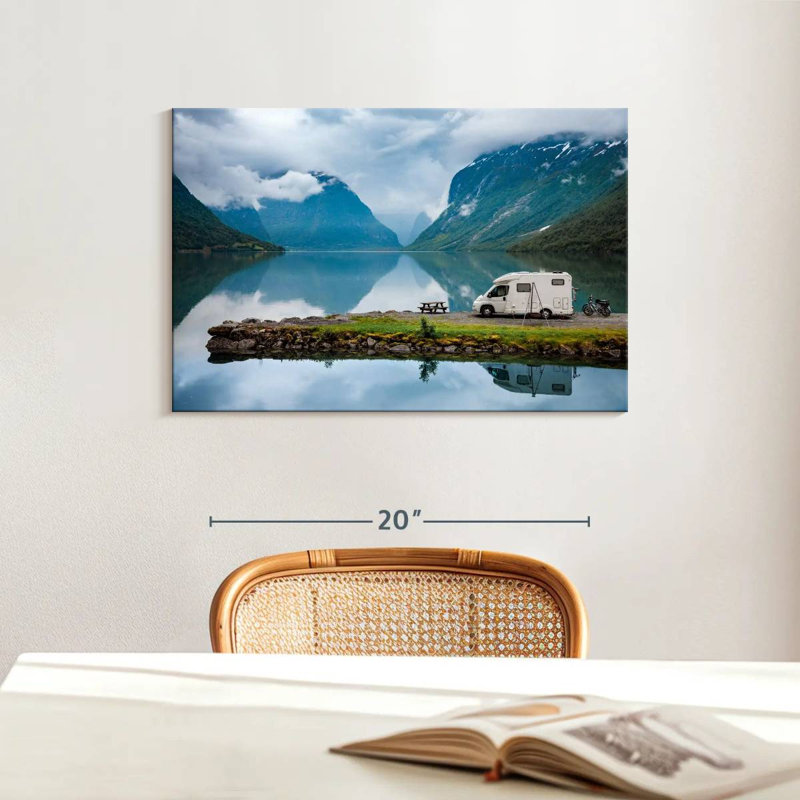 Alvord Motorhome By The Lake, H 16 po x l 24 po