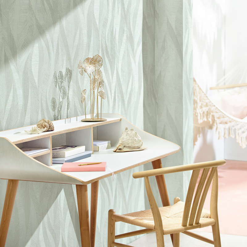 Energy Collection Flame Effect Matte Wallpaper Roll, Green