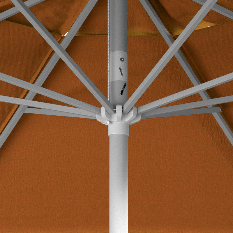 Parasol de marché en aluminium blanc 7,5 pi avec manivelle et inclinaison Pacifica, Toile toscane performance