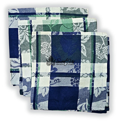 Jacquard Grapevine Tablecloth Set of Four Napkins