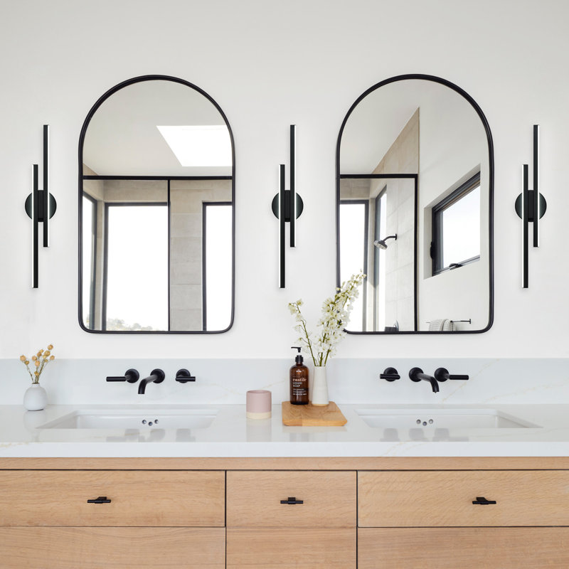 Éclairage mural pour meuble-lavabo à DEL 23,62 po, intensité variable 3500K / 4500K / 6000K, Noir, 6 000 K