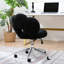 Chaise noire avec construction et siège réglable à hauteur de siège éponge rotative