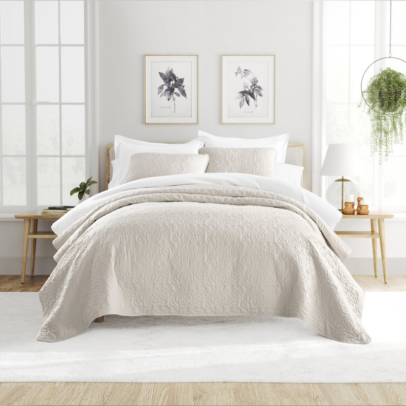 Natural Microfiber King Reversible Quilt Set with Shams