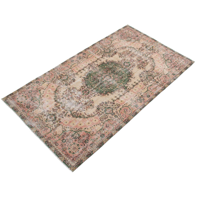 Tapis beige Antalya Vintage 5 pi 5 po x 9 pi 4 po