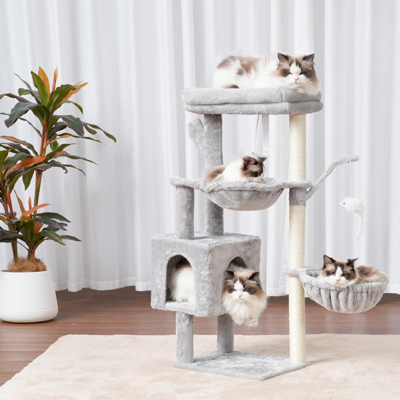Arbre à chat, tour de 39,4 pouces avec poteau à griffer, tour pour chats d'intérieur, poteau en sisal entièrement enveloppé, plateforme souple, 2 paniers et jouet suspendu, gris clair