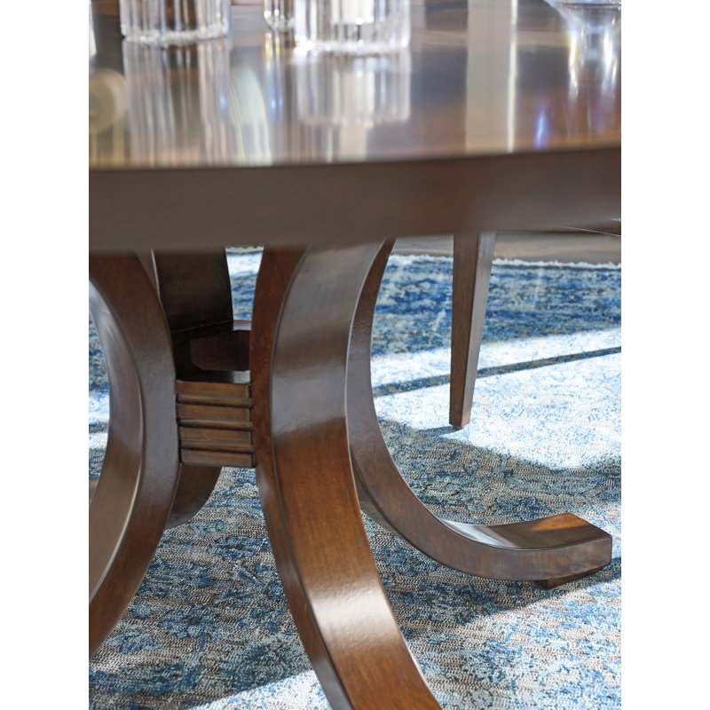 Rendezvous Round Dining Table