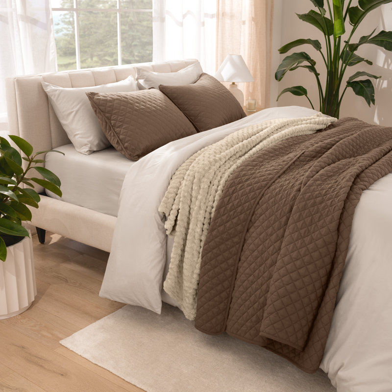 Modern & Contemporary Coverlet, Cocoa, Twin/Twin XL Coverlet + 1 Standard Sham
