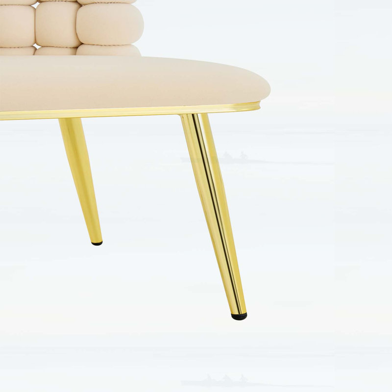 Fauteuil d'appoint ergonomique capitonné avec pieds dorés brillants, Beige