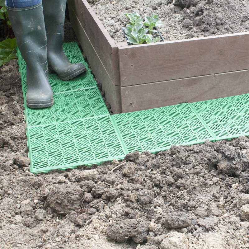Cyrilmagnin Garden Tiles 29.46 cm x 29.46cm in Green