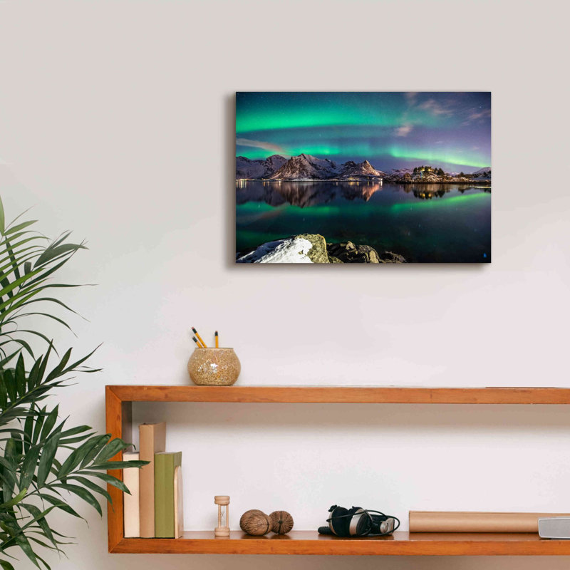 «Northern Light Aurora Borealis» par Epic Portfolio, estampe numérique sur toile, H 12 po x l 18 po x P 0,75 po