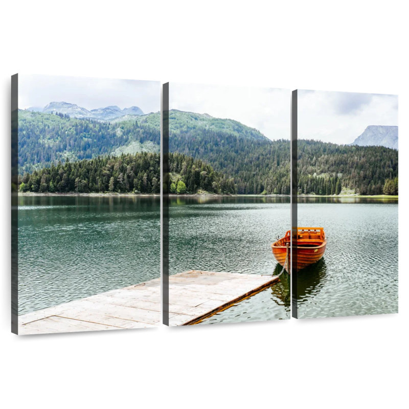 Bateau Mehar au bord d'un lac, H 36 po x l 57 po