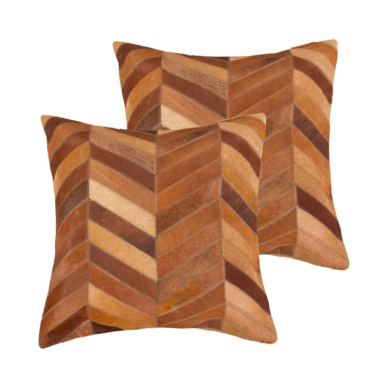 Ensemble de deux coussins décoratifs en cuir de vache 18 po, Tanné