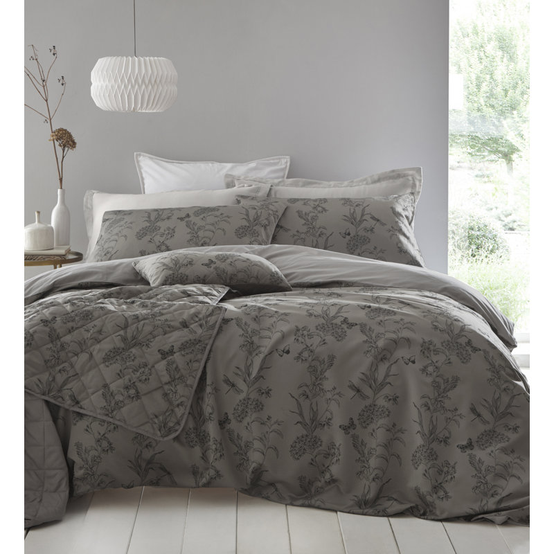 Jordao Floral Duvet Cover Set, Kingsize Duvet Cover + 2 Standard Pillowcases, Pewter