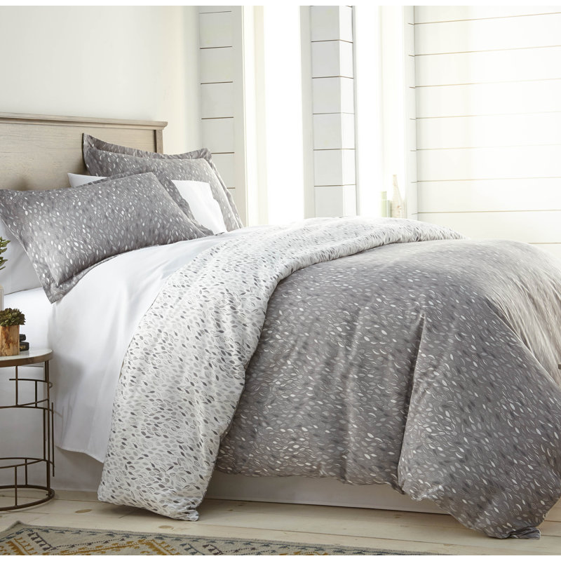 Adamson Botanical Leaves Down Alternative Reversible Comforter Set, Full/Queen Comforter + 2 Standard Shams, Blue