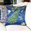 Housse de coussin réversible brodée en satin