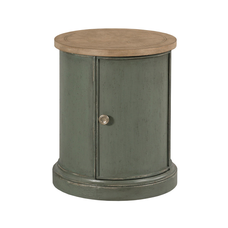 WOODFIELD ROUND ACCENT TABLE, Green
