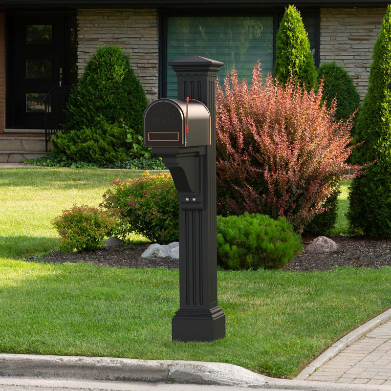 Manchester Mail Post, Black