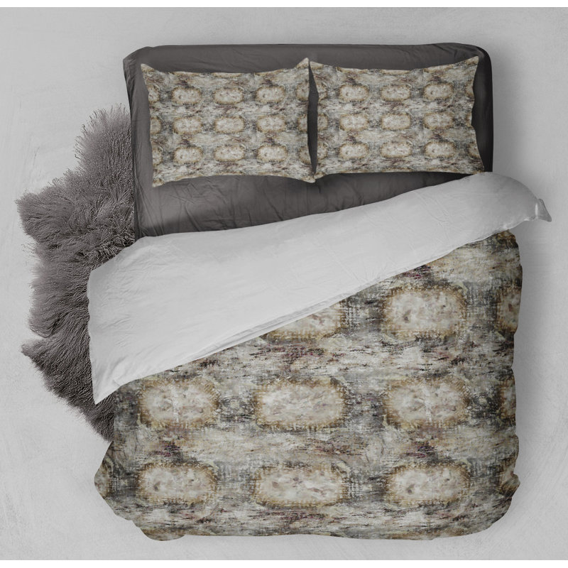 Channel Abstract Comforter, Twin Comforter + 1 Standard Pillowcase
