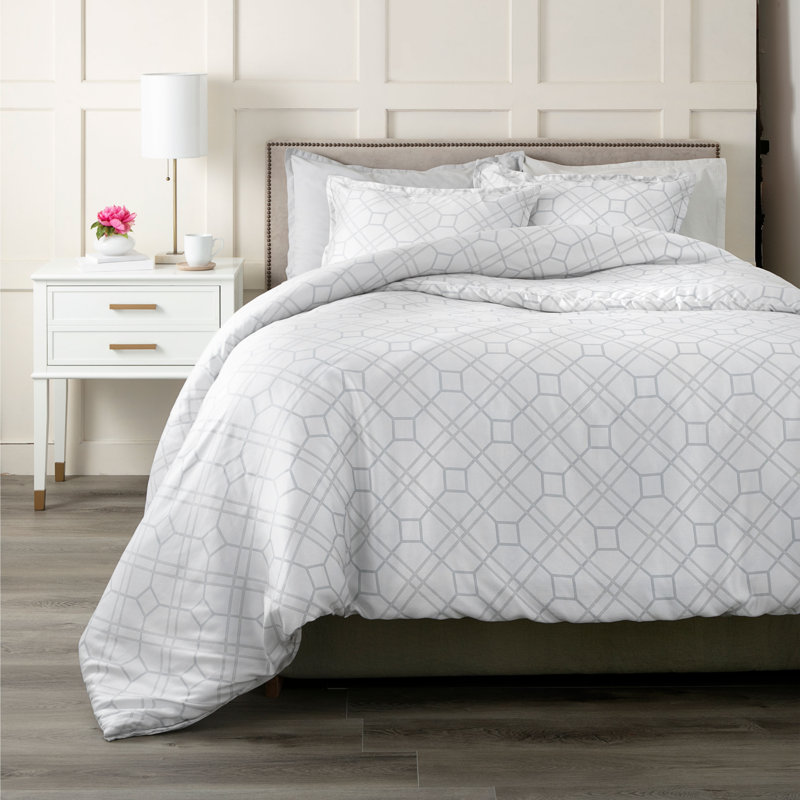 Gray Microfiber Full Comforter Set with Hexagonal Print