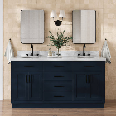 Meuble-lavabo double en bois massif de 66 po avec plateau en marbre de Carrare de 1,5 po Thornaby