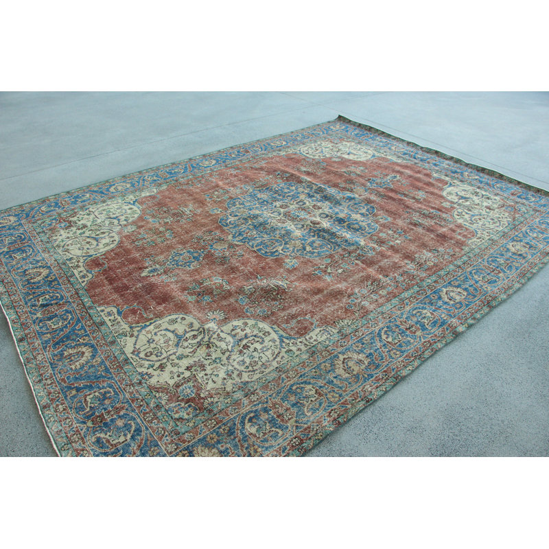 Tapis turc antique avec un riche motif rouge et bleu pour une décoration de style rétro de taille généreuse