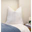 Housse de coussin en velours rayé-114828942-114828943