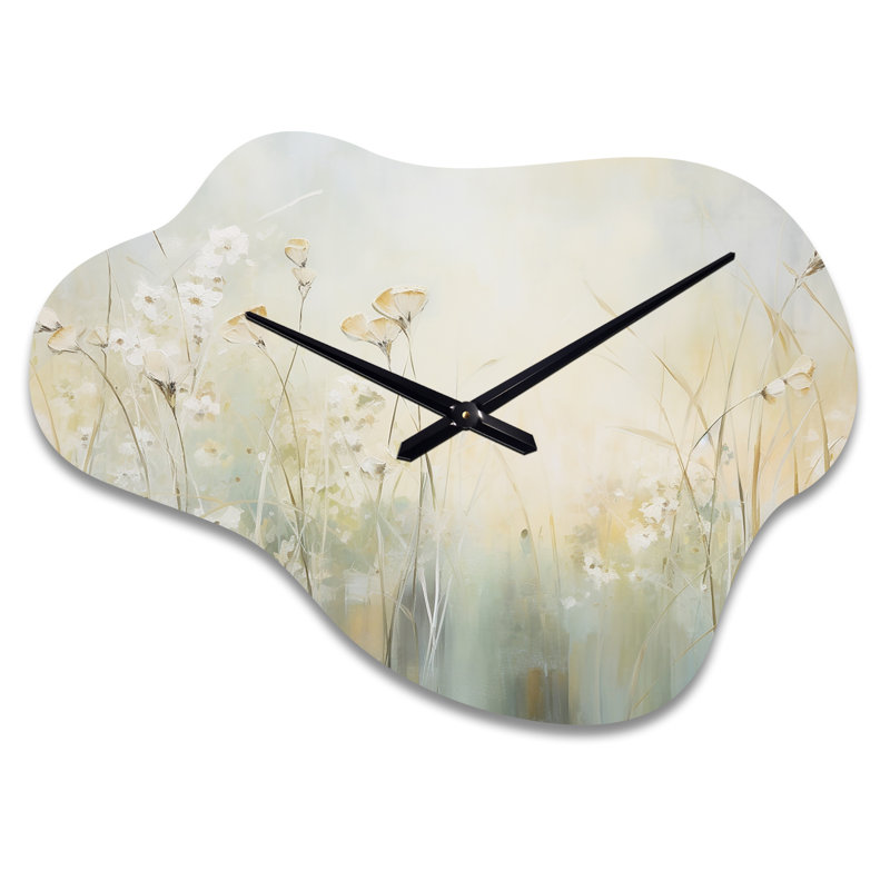 «Green Beige Serene Meadows I - Cloud Botanicals», horloge murale, Petit