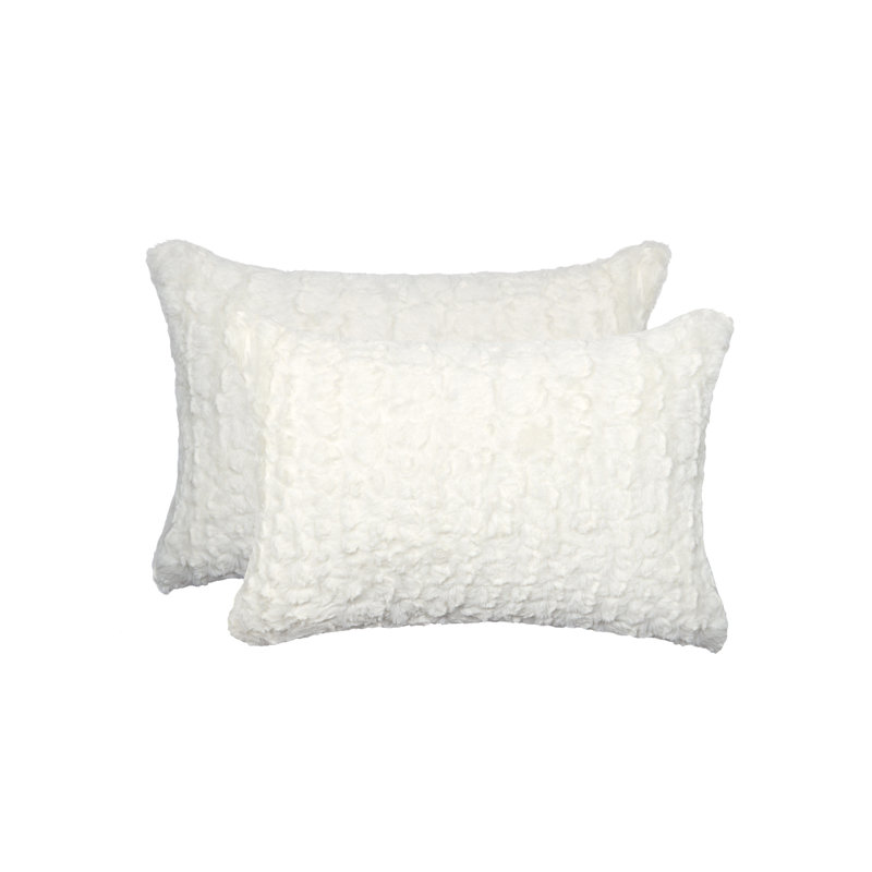  Coussin en fausse fourrure