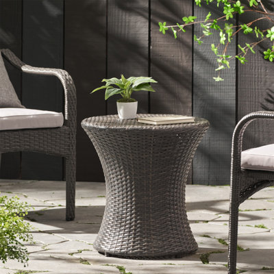 Lambrecht Round Wicker/Rattan Outdoor Side Table