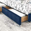 Structure de lit double capitonnée en velours avec rangement, dossier confortable et accoudoirs pour la chambre à coucher et le salon-508039954