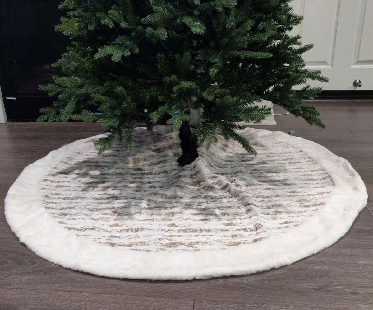 Faux Fur Tree Skirt, 52" H x 52" W, Silver