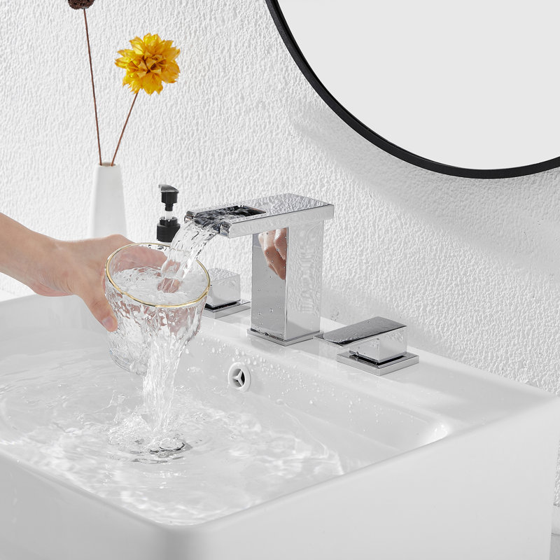 2-handle Bathroom Faucet with Drain Assembly, Polished Chrome