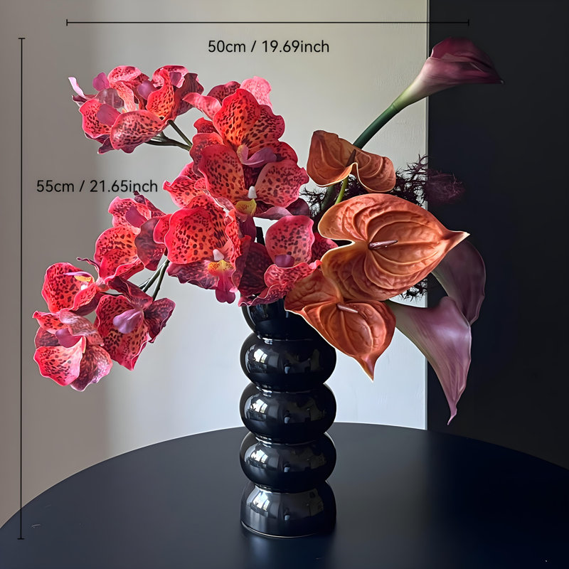 Ornements de fleurs simulées