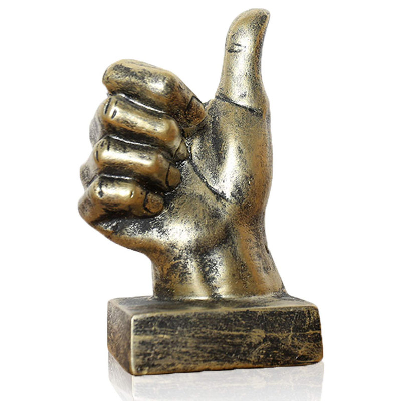 Figurines & Sculptures