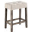 Table de pub 3 pièces avec tabourets en lin, comptoir de 36 po, texture de bois naturel, sièges ergonomiques hauts, 2 look blanc crème, convient à la cuisine