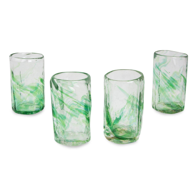 Verre soufflé Djanira, Vert
