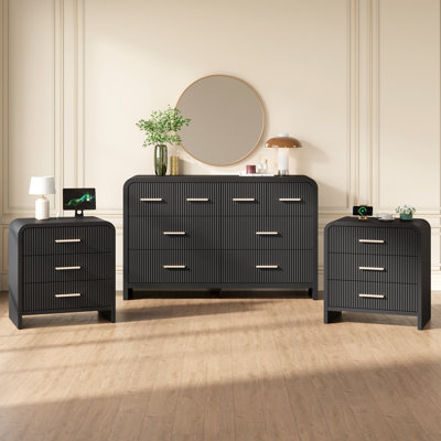 Janean 3 Piece Bedroom Set - Fluted 8 Drawer Double Dresser And Two 3 Drawer Fluted Nightstands,Curved Profile Design，Black