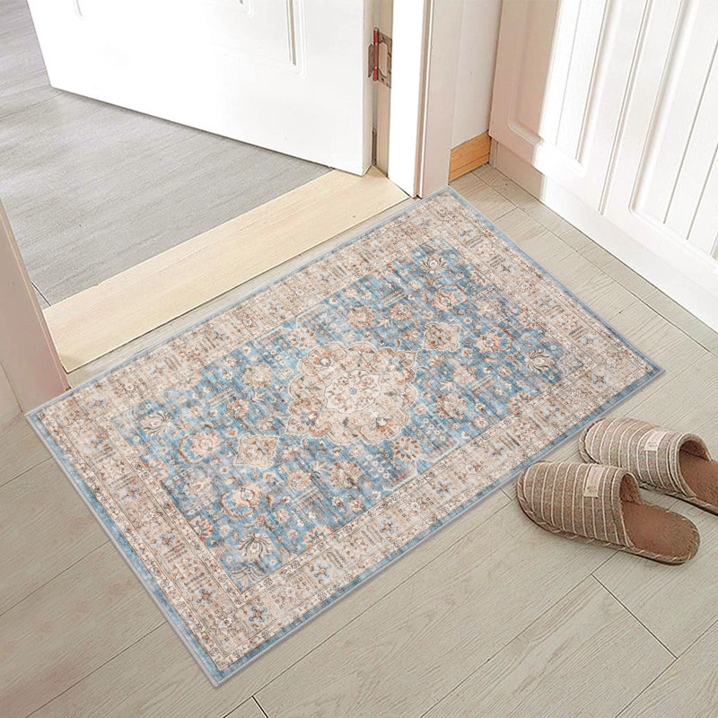 Silis Washable Indoor Rug, Rectangle 2'x 3’