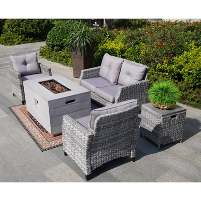 4 - Person Patio Conversation Set with Cushions